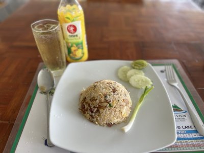 <p>200 baths plat et boisson, difficile de faire moins dans un golf.</p>